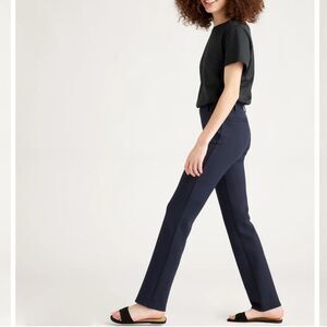 Quince Navy Ultra-Stretch Ponte Straight Leg Pants Women’s Sz 6